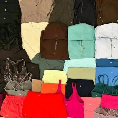 Alo Yoga clothing